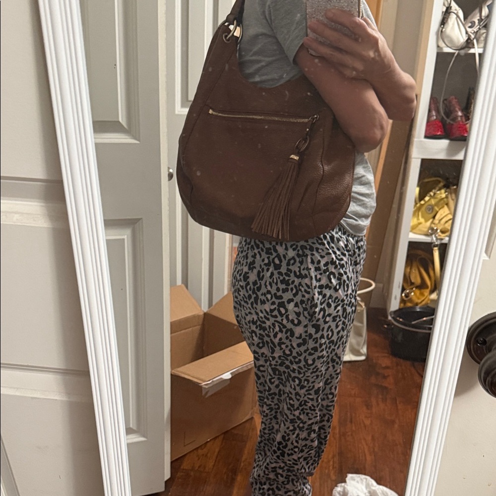 Vintage Michael Kors Tan Leather Hobo Bag with Gold Accents - Picture 14 of 14